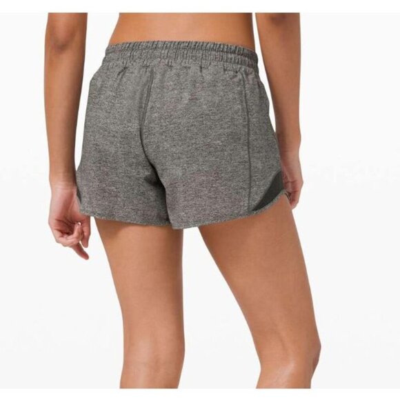 Lululemon Hotty Hot Short II *Long 4" Heather Lux Multi Black Size 8 - Picture 2 of 5
